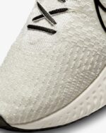 Nike React Infinity Run Flyknit 3 - Image 7